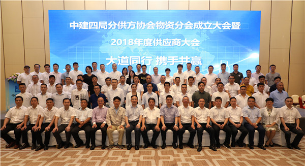 合影111.jpg